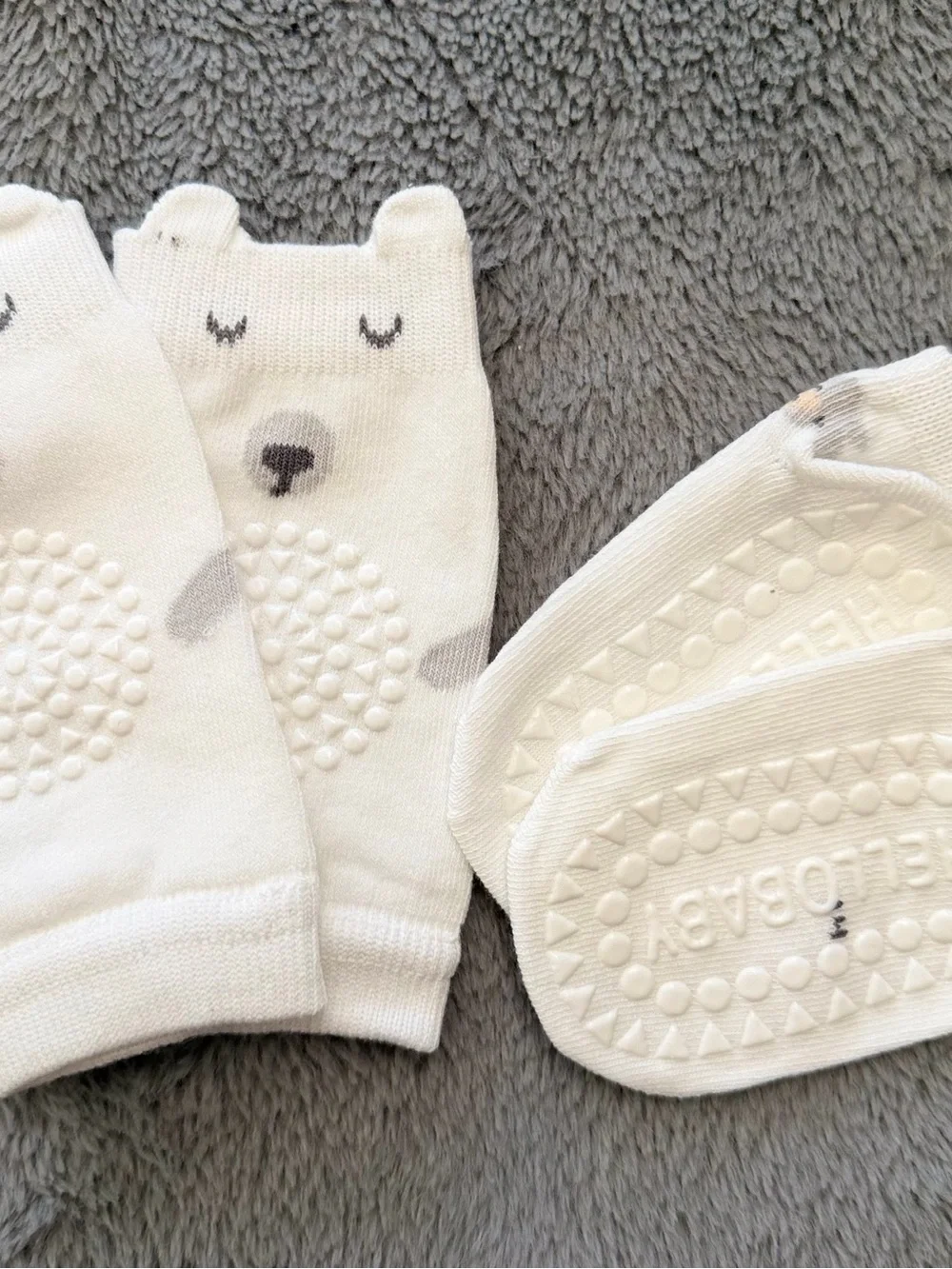 BABY Bear Crawling Knee Pads & Non-Slip Socks Set